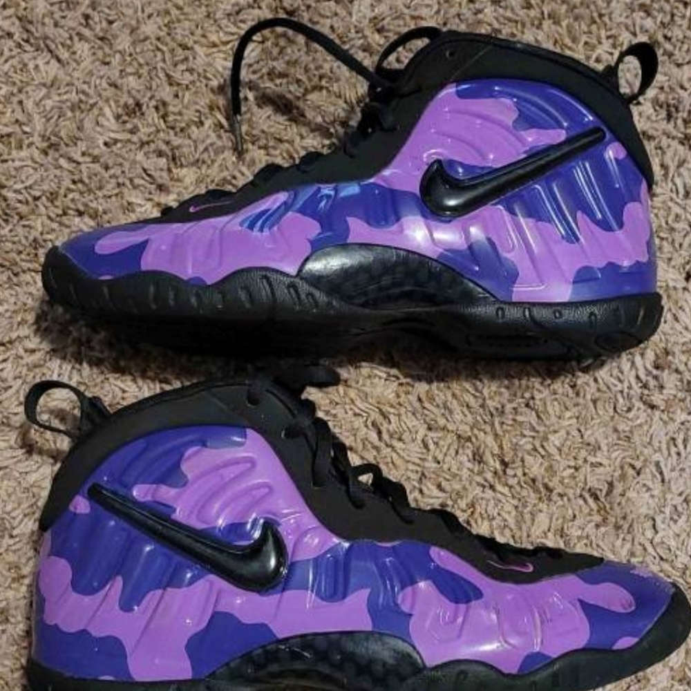 Nike Air Little Posite Pro GS size 7y  Purple  camo